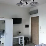 Deluxe 3* ليباري