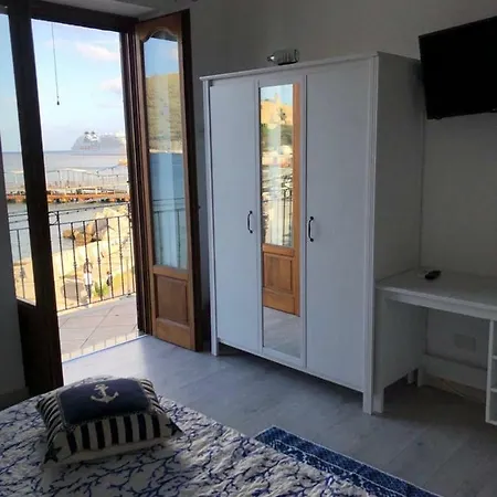 Deluxe 3* Lipari (Isola Lipari)